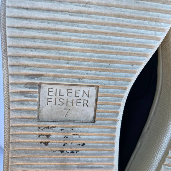 Eileen Fisher Women's Black Leather Slip On Sneakers Size 7 - Picture 8 of 8